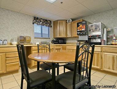 Super 8 By Wyndham Keystone/Mt. Rushmore Restoran fotoğraf